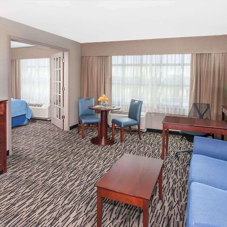 Wyndham Garden Elk Grove Village - O'Hare מראה חיצוני תמונה