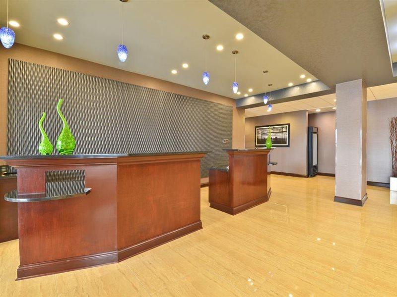 Wyndham Garden Elk Grove Village - O'Hare מראה חיצוני תמונה