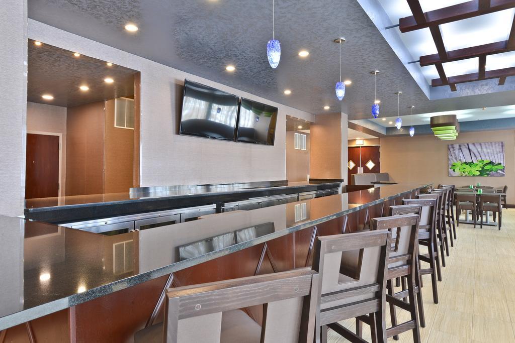 Wyndham Garden Elk Grove Village - O'Hare מראה חיצוני תמונה