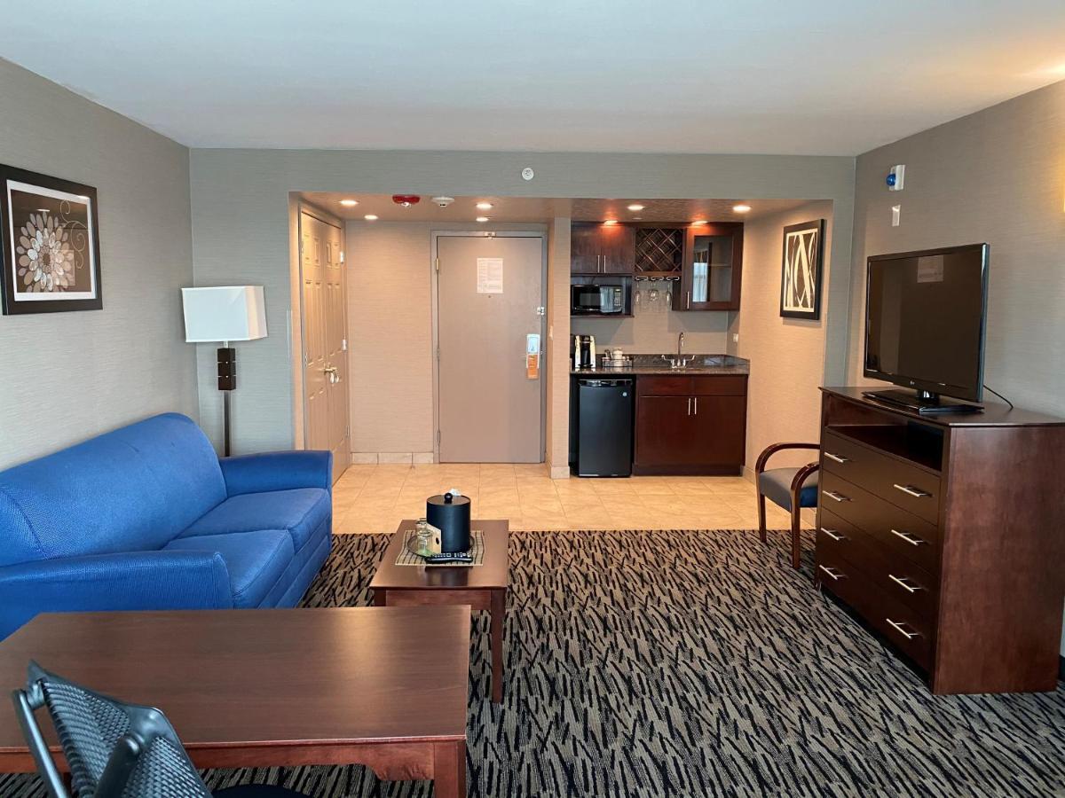 Wyndham Garden Elk Grove Village - O'Hare מראה חיצוני תמונה